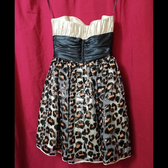 Betsey Johnson dress - Picture 2 of 4